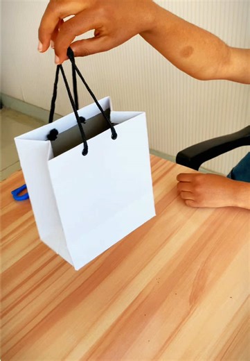 Craftpacksolution (@craftpacksolution) - How to make paper bag full steps @craftpacksolution#craftpacksolution #paperbag#diy #smallbusiness #habeshatiktok #ethiopian_tik_tok🇪🇹🇪🇹🇪🇹🇪🇹 #fyp #paperbagbusiness
