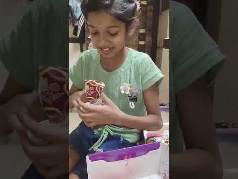 Gift unboxing Maine volg