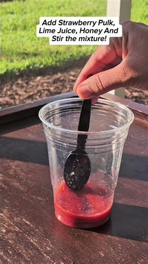 Strawberry Mojito in 30 Seconds 🍓🍹 | Easy & Quick Summer Drink #mojito#shortscooking