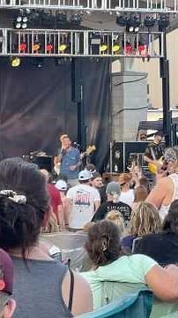 Uncle Kracker live - Beach Chair. #concert ‪@unclekracker‬ #livemusic