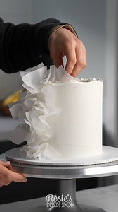 134K views · 851 reactions | Making some wafer paper ruffles with the help of my mini steamer #cakeart #cakedecorating #cakedesign #cakehowto | Rosie's Dessert Spot | Facebook