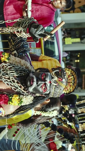 Understanding the Kavadi Ritual in Hindu Culture
