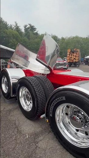 Ultimate Axle-Mounted Fenders on a Custom Peterbilt! 🔥
