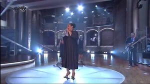 Listen as Angela Primm (backed by The Music City Connection) covers the classic "Midnight Train To Georgia" 🎶 | Huckabee