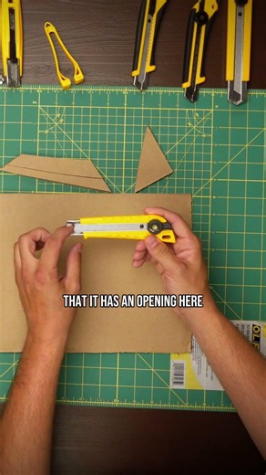 How to snap an OLFA blade!