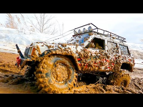 JEEP Cherokee - Axial SCX10 II vs CHALLENGER - RGT EX86170 | RC Cars MUD Racing Extreme