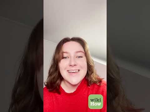 10 Ways to Win a Girl Over (With Expert Advice)