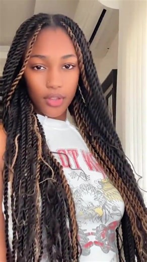 Vidéos de Khalé Mineur 🍓 (@khal.mineur) avec son original - Khalé Mineur 🍓