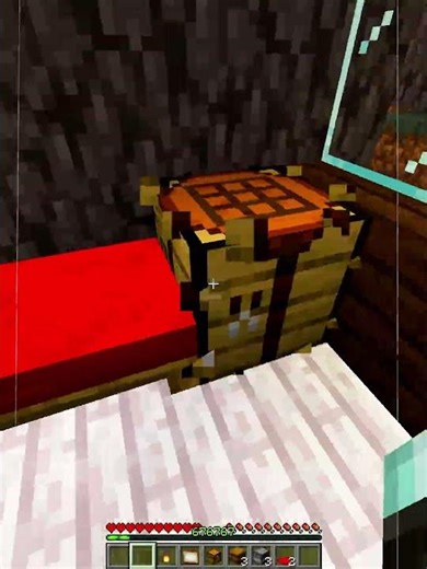 Minecraft When I Need A Haunted House In 1 Min...🤯 (Falling Down) #minecraft #shorts