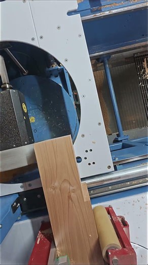 Hundegger K2i in actions, Shop precision that translates to site efficiency 👷‍♂️#satisfying #timber
