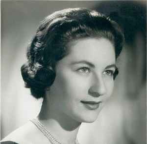 Obituary: Soprano Jeanette Sinclair Dies at 96 - OperaWire