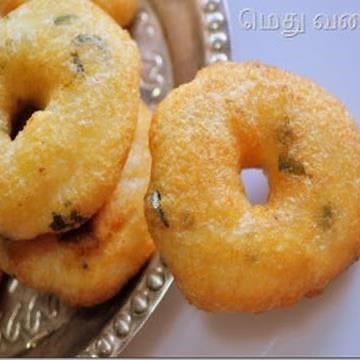 How to make perfect Medu Vada (ulundu vadai)
