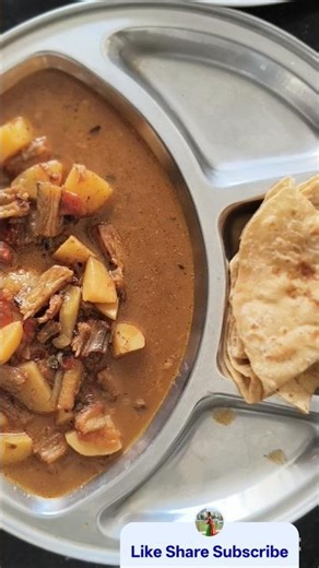 Sukkha Bombil Batata Recipe | Dry Bombay Duck Masala | Traditional Maharashtrian Style