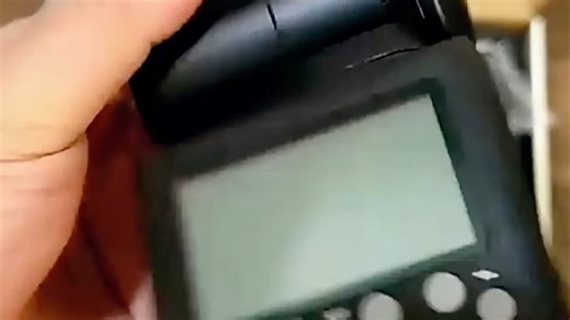 Canon Speedlite 430EX II闪光灯，婚礼摄影必备！高亮度输出 精准自动对焦辅助，有效提升弱光环境拍摄效果，记录新人最美瞬间。