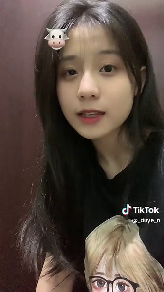 Hand Gestures Tutorial for Expressive Communication