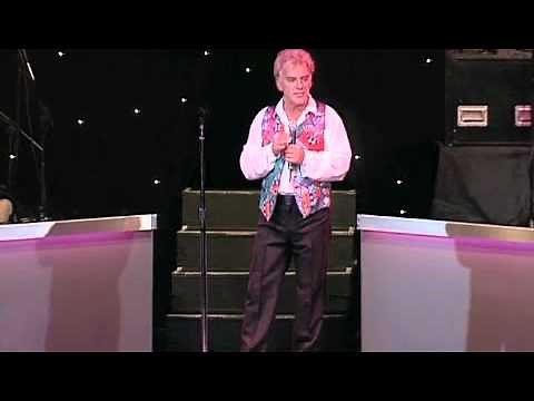 Freddie Starr singing Running Bear LIVE