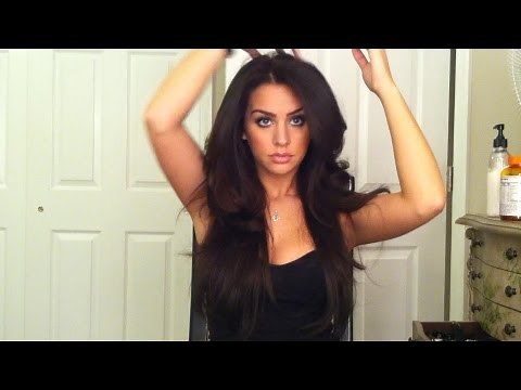 Big Voluminous Hair Tutorial by Carli Bybel