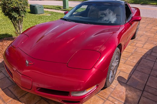 22k-Mile 2000 Chevrolet Corvette Coupe 6-Speed