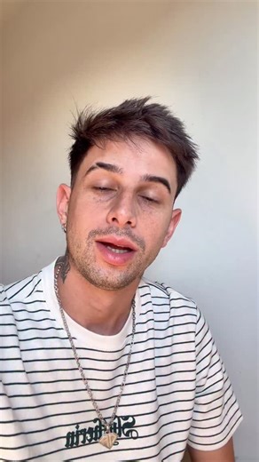 Laureano Gieco on Instagram: "Las personas te dan lo que son, no lo que mereces #parati #relaciones #vinculos #parejas #mujeres"