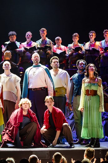 “The Hunchback of Norte Dame” London West End premiere @hunchbackconcertldn sitzprobe with special guest Stephen Schwartz in the end! @alanmenken @wickedlyschwartz @mrjackmaple @jonathanoboyle @alanwilliamsmd Cover photo by @danny_with_a_camera Filmed by me whilst trying to sing 😆 | Christine Allado