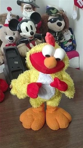Fisher Price animated Chicken Dance Elmo from 2001 (Plays The Chicken Dance).