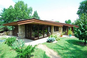 1962 Usonian – Polo, IL - $325,000