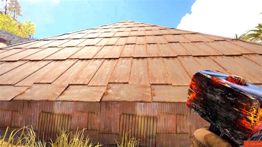 Solo Raiding a Gigantic Pyramid Made of Hqm!