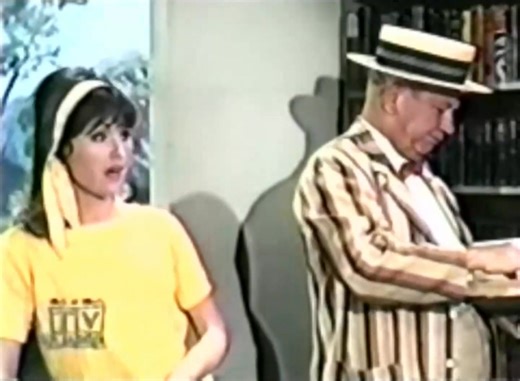 TODAY'S BOOM TRIBUTE TO NATIONAL BOOK MONTH comes courtesy of the Cannonball's mobile library from "Petticoat Junction": | BoomUnderground.com