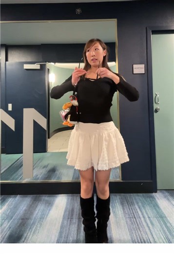 cheers 2 da weekend 🤍