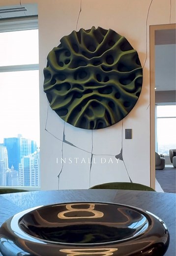 Seamless Art Installation in Chicago Residence
