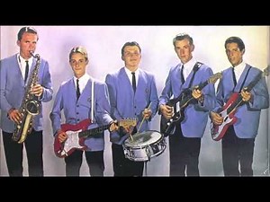 Surfer Joe (B Side To Wipeout Rare Long Version) - The Sufaris Stereo 1963