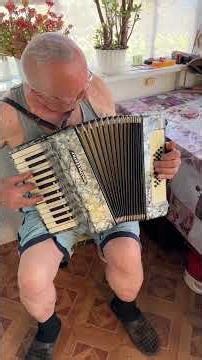 Weltmeister accordion, 1/2 accordion, 32 Bass, 26 keys, Small accordion, Travel accordion, ON SALE
