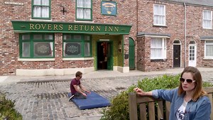 As we say goodbye to Kylie, go behind the scenes to see how Paula Lane's final episodes were made: http://bit.ly/29JFZrl | Coronation Street
