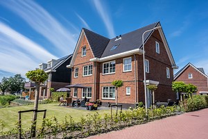 Spaansen Bouwsystemen bouwt prefab casco woningen