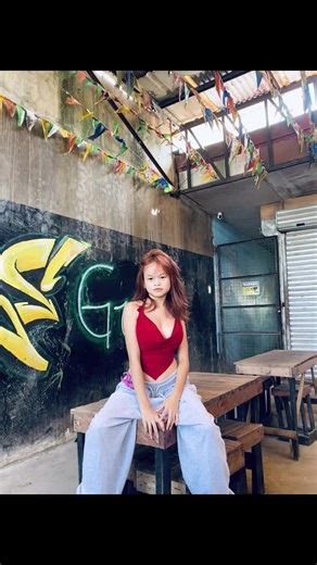 Pants for Women and Men: Trends for 2025