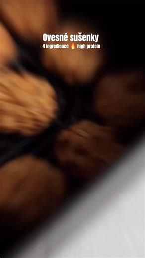 Ovesné tvarohové sušenky z Air fryera 🍎🍏🍪 1 porce (5 ks): 177 kcal 20 g S 12 g B 6 g T recept na 15 ks: 150 g tvaroh v trojúhelníku 150 g nastrouhané jablko 25 g tahini/ořechové máslo 40 g jemné vločky špetka skořice Volitelně: špetka soli #cookies #susenky #zdraverecepty #jimezdrave #rychlerecepty #zdravastrava #mealprep | Karolína Kramářová