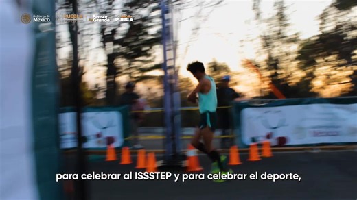 🎉🏃‍♀️🏃‍♂️ Nuestro director general del ISSSTEP, Luis Antonio Godina, encabezó esta gran celebración donde, junto a la familia del Instituto y las y los derechohabientes, vivimos una verdadera fiesta deportiva por el 45 aniversario. 🫶🏻Más de 3 mil poblanas y poblanos se dieron cita hoy en Los Fuertes para participar en las carreras de 3 y 5 km, con categorías varonil, femenil y para personas con discapacidad ♿, en un ambiente familiar lleno de energía, alegría y convivencia. 💪✨ En línea con
