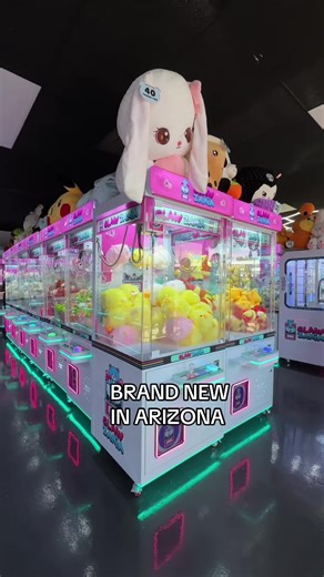 BRAND NEW CLAW ARCADE IN ARIZONA! 🕹️@clawzania.mesa just opened up in Mesa and this place is crazy! This brand new claw arcade has over 40 claw machines where you can win plushies, keychains and more! This place is so much fun and you can even trade in small plushies for bigger prizes! This will be the best spot for indoor family fun this summer! Let us know if you check it out! 📍Clawzania 502 S Dobson Rd Unit 1 Mesa, AZ 85202 #clawzania #clawarcade #clawmachine #arizona #azthingstodo