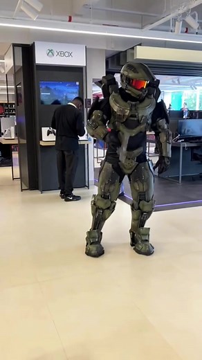 Cosplays de Master Chief e Cortana em Halo Infinite