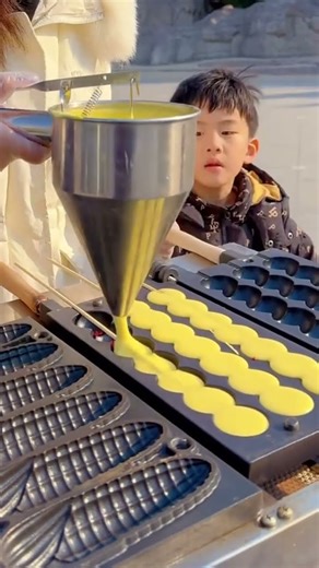 🔥 Automatic Dessert Machine 😍 | Perfect Sweet Making Process #shorts