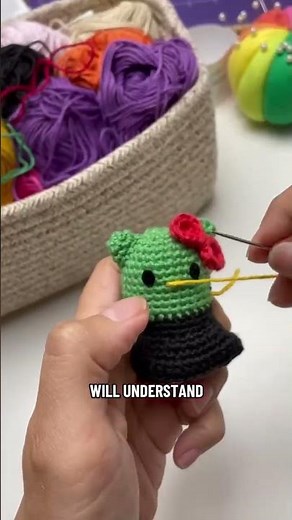 💚 Halloween Countdown Board Day 17 – Hello Kitty Frankenstein #amigurumi