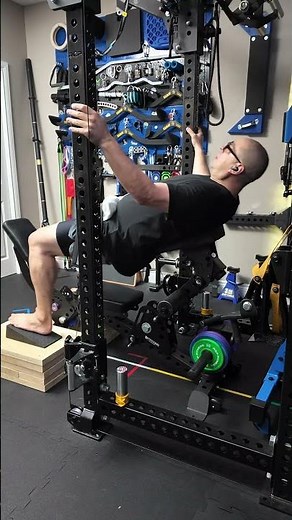 Hip Thrust using DIY Chimera Bench #homeworkout #diygym #garagegym