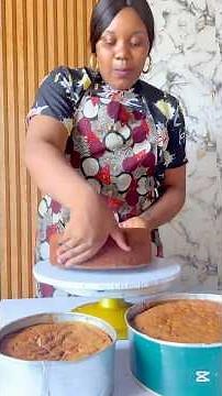 Let’s work on a two tiered wedding cake together. Part 1