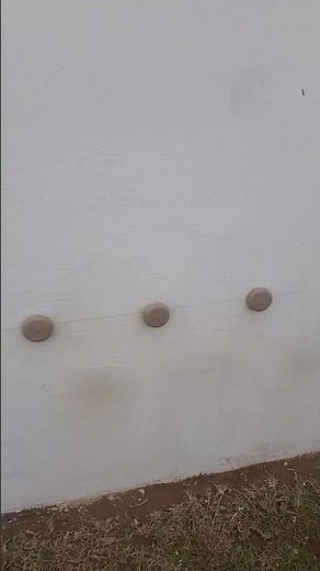 Installing damp vents