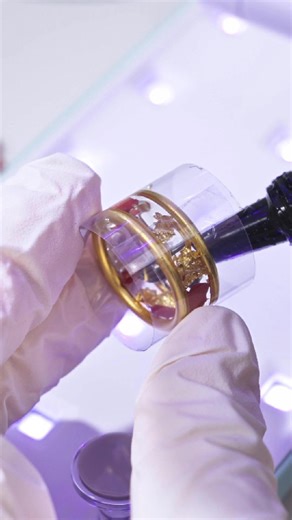 💍 How to make a UV resin ring with flowers inside 🌸 We used two simple rings, fresh dried flowers, and UV resin to create this dreamy clear resin ring. ✨ Just a little resin, a UV lamp, and your creativity — and you can craft your own one-of-a-kind flower jewelry at home. 🌿 Would you try making a ring like this? #Resiners #HowTo #UVResin #UVResinRing #ResinDIY #ResinJewelry #HandmadeRing | Resiners_official