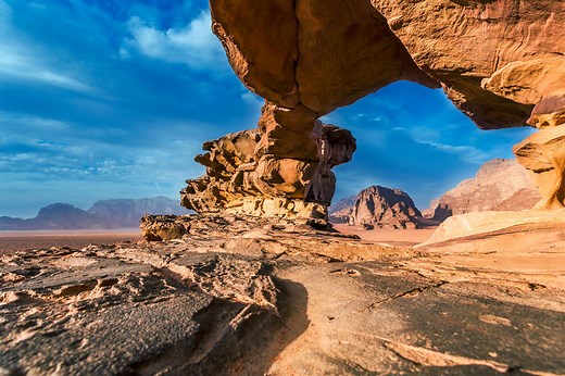 10 Stunning Natural Wonders in the Middle East