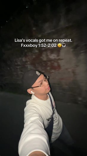 Captivated by Lisa's Mesmerizing Voice