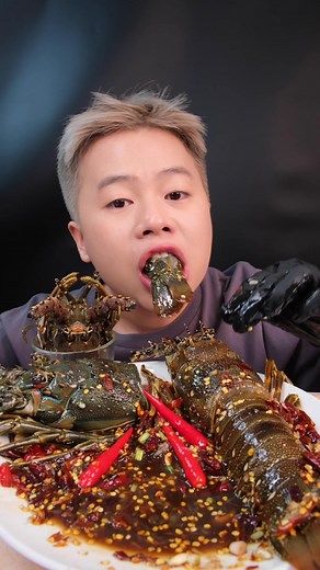 Tôm xốt thái Mukbang: Gỏi tôm sốt thái và đánh vvip