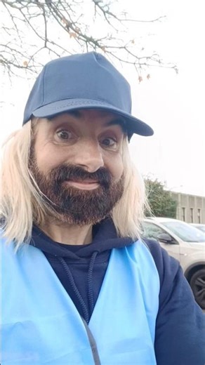 Knee slide Neil finally gets a Job!