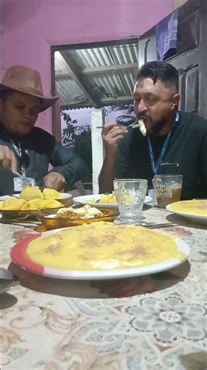 Corretores de Imóveis ou Convidados Especiais? 🤠🏡📝